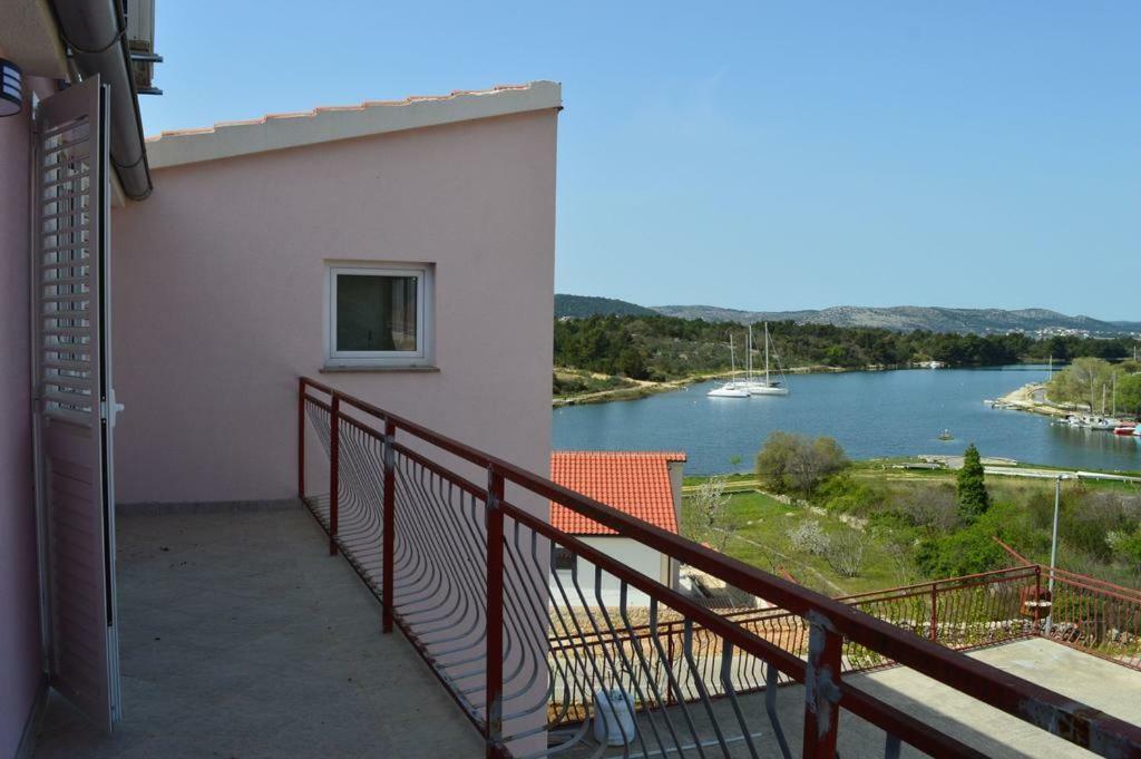 Apartmani Slavica Sibenik Exterior photo